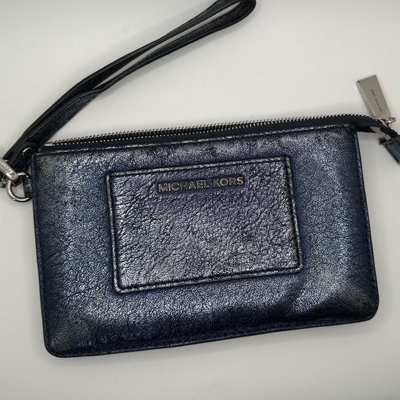Michael Kors Shimmery Blue Metallic Leather Wristlet/Wallet Leather Zip - Picture 6 of 8